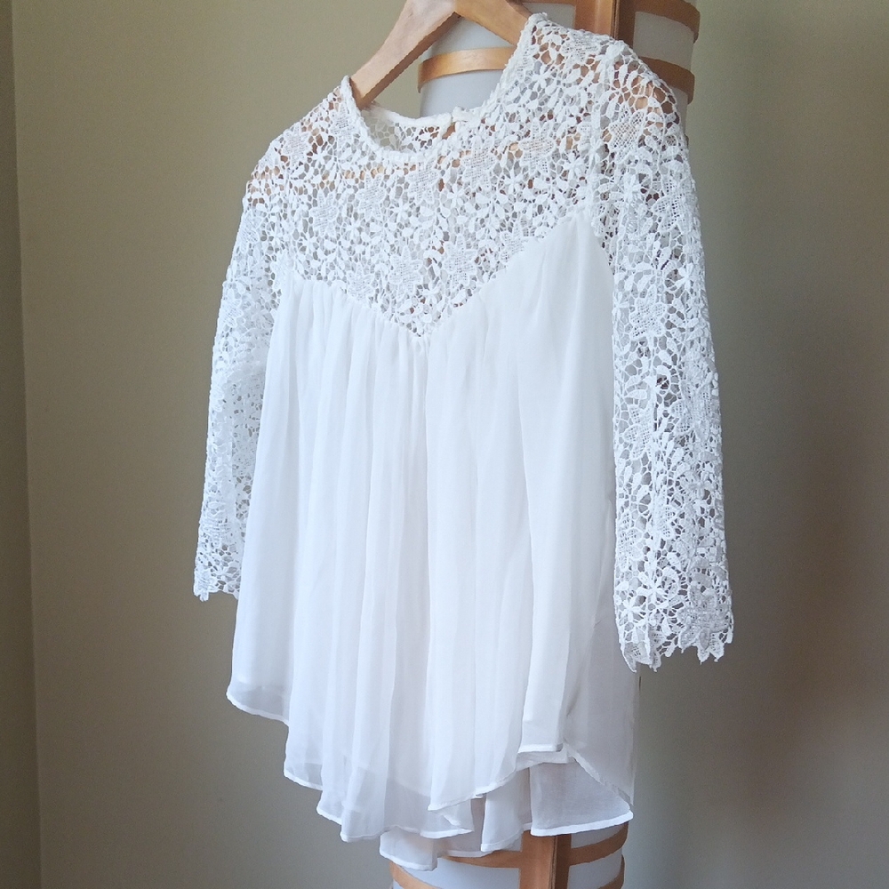 Ptp17.5" Zara Flowy Semi-Sheer White Crop Top With Lace Sleeve - Picture 5 of 11